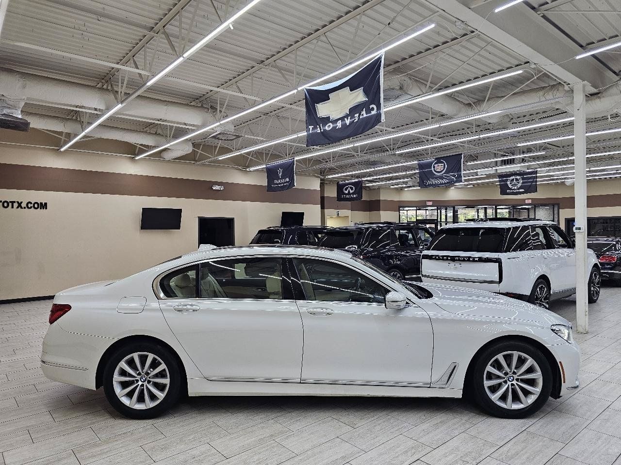 Used 2019 BMW 740i RWD image 5