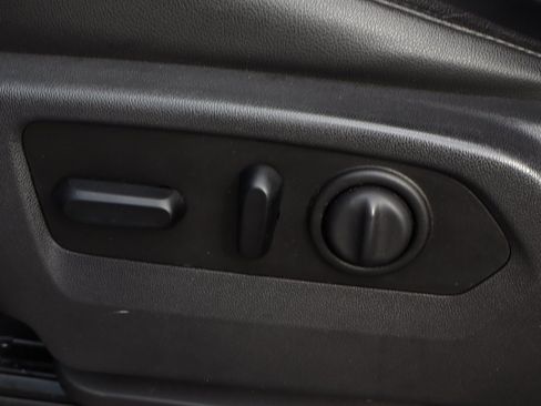 Used 2019 Chevrolet Silverado 1500 LT Trail Boss image 22