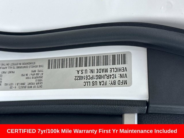 Used 2023 Jeep Grand Cherokee Limited AWD/4WD image 31