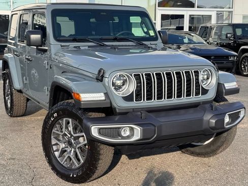 New 2026 Jeep Wrangler Unlimited Sahara AWD/4WD image 1