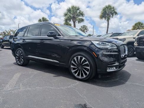Used 2023 Lincoln Aviator Black Label Grand Touring w/ Class IV Trailer Tow Package AWD/4WD image 2