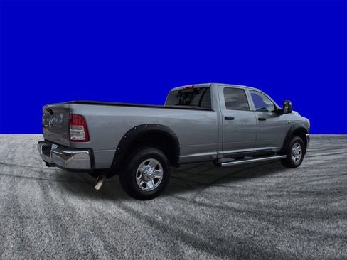 Used 2024 RAM 2500 Tradesman w/ Chrome Appearance Group AWD/4WD image 4