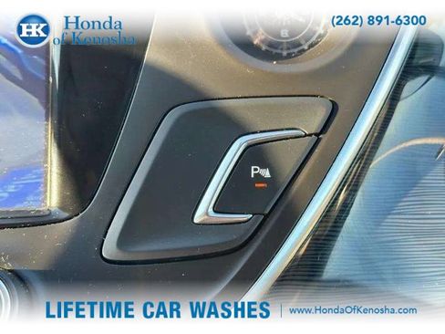 Used 2018 Buick Envision Essence image 24