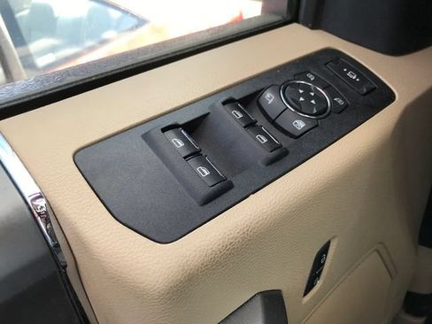 Used 2020 Ford F250 XLT w/ XLT Premium Package AWD/4WD image 9