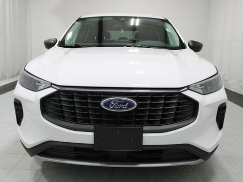 Used 2023 Ford Escape Active AWD/4WD image 3