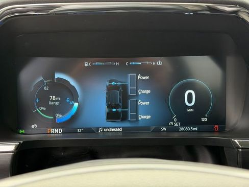 Used 2023 Ford F150 Lightning XLT image 38