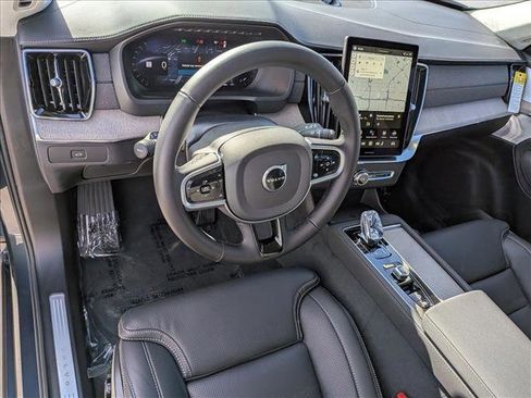 New 2026 Volvo XC90 B6 Ultra w/ Lounge Package image 3