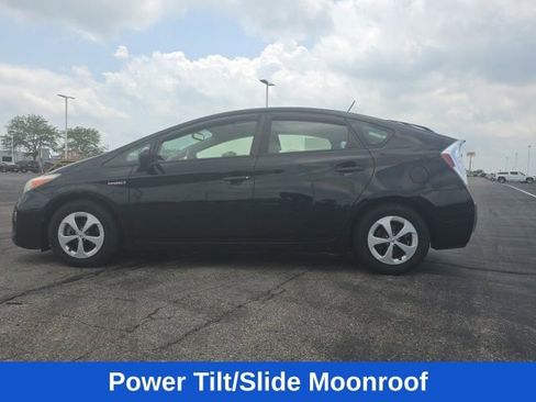 Used 2013 Toyota Prius Four w/ Deluxe Solar Roof Pkg FWD image 6