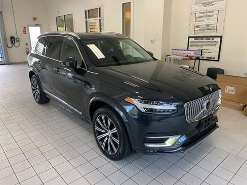 Certified 2022 Volvo XC90 T6 Inscription w/ Climate Package image 3