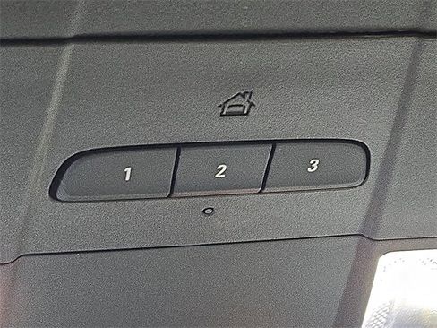 Used 2019 Cadillac XT5 AWD image 26