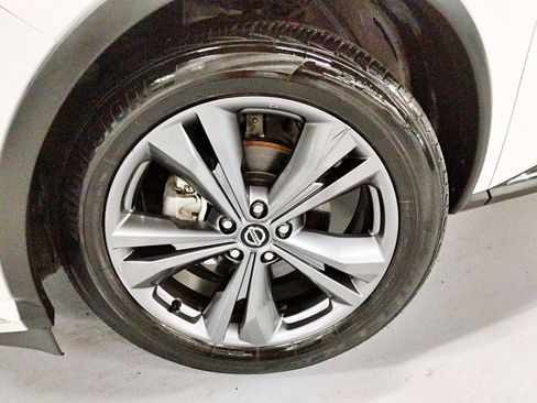 Used 2021 Nissan Murano Platinum w/ Cargo Package AWD/4WD image 2