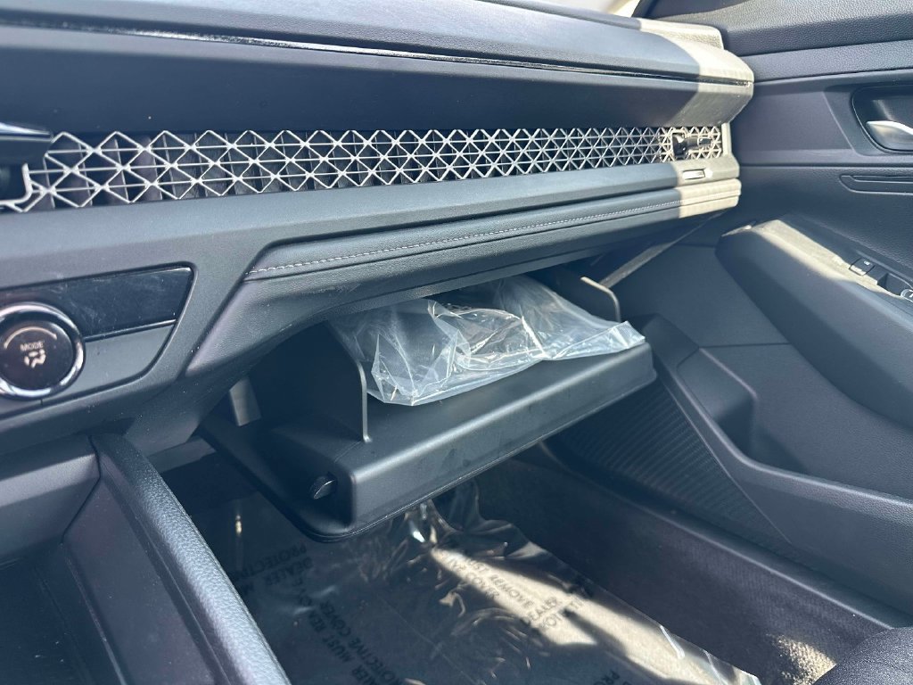 Used 2024 Honda Accord LX image 15