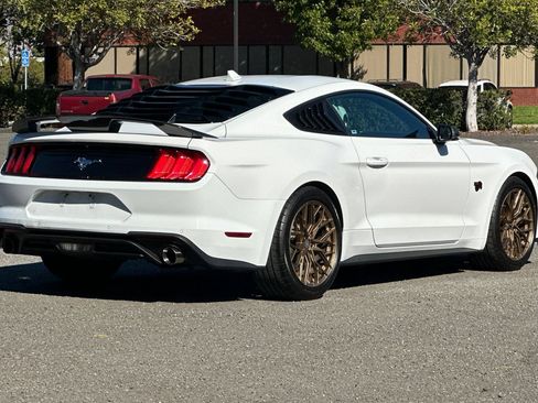 Certified 2020 Ford Mustang Premium RWD image 3