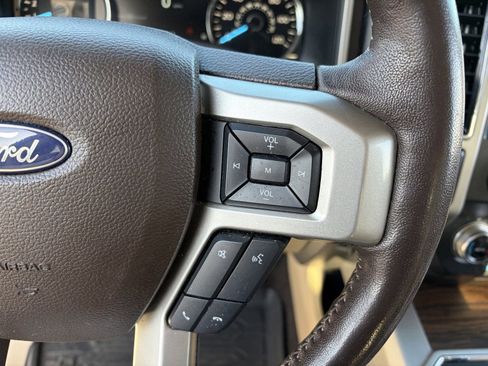 Used 2020 Ford F150 Lariat w/ Equipment Group 502A Luxury AWD/4WD image 26