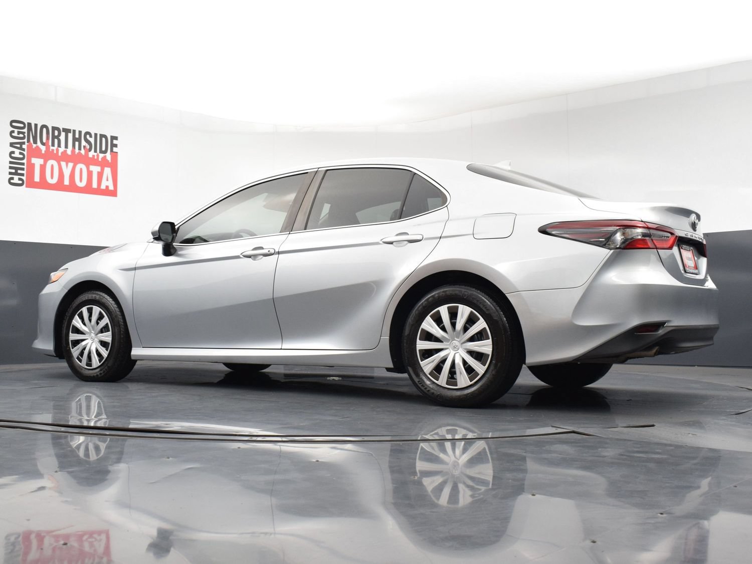 Used 2023 Toyota Camry LE FWD image 25
