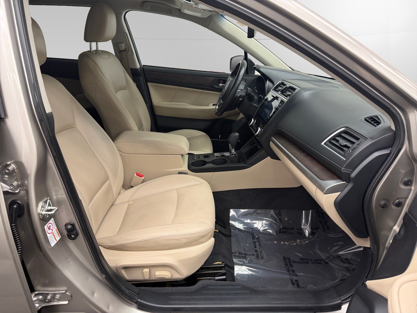 Used 2019 Subaru Outback 2.5i Limited AWD/4WD image 15