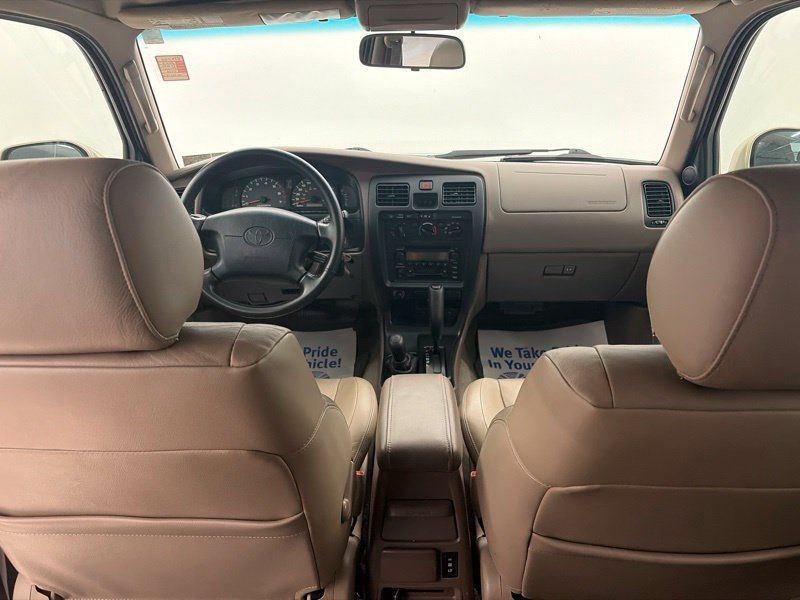Used 2002 Toyota 4Runner SR5 w/ Leather Trim Pkg AWD/4WD image 12