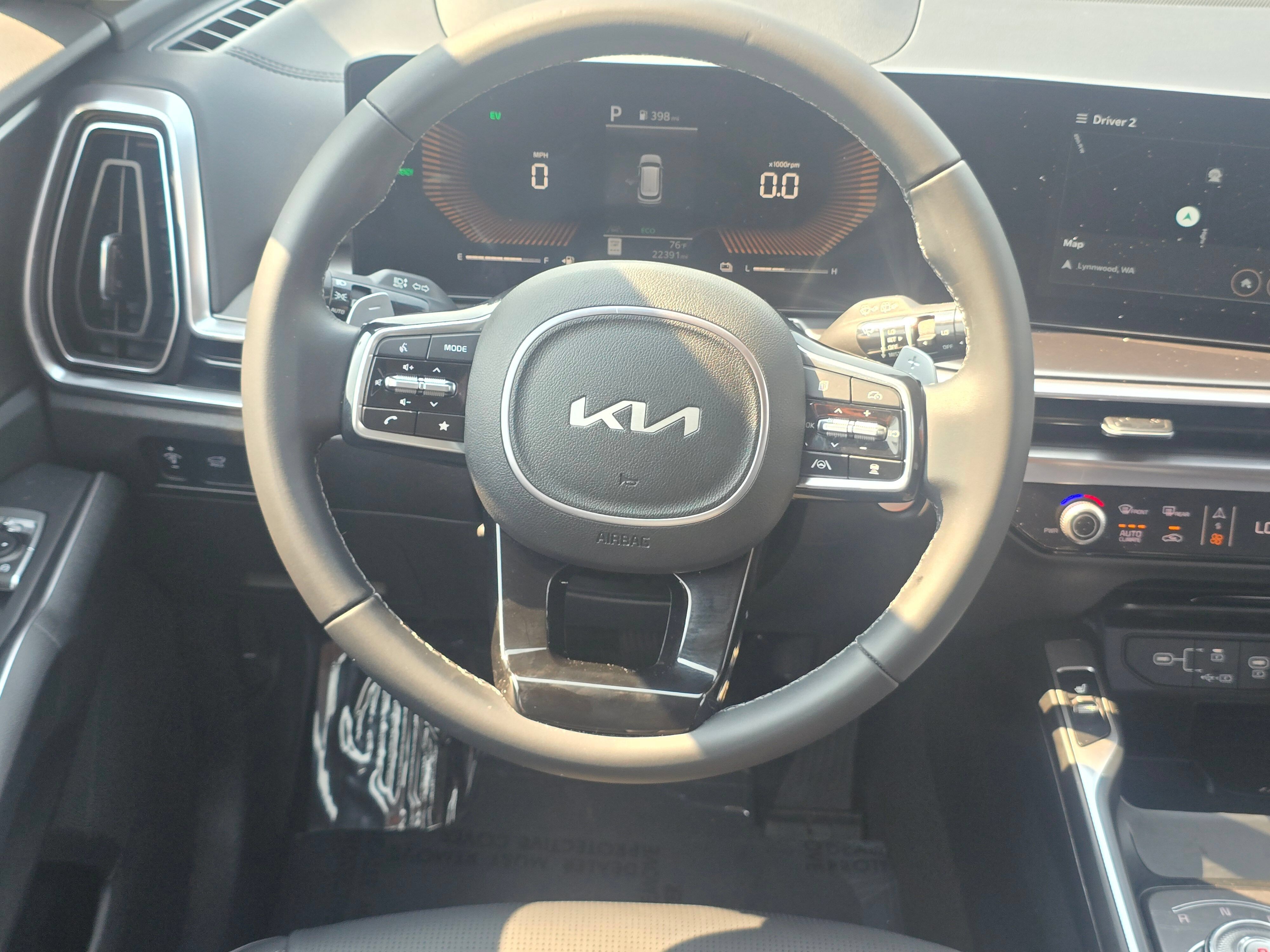 Used 2025 Kia Sorento EX AWD/4WD image 19
