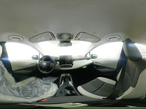 New 2026 Toyota Corolla LE FWD image 33