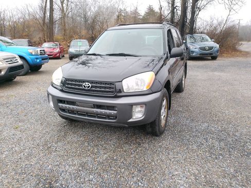 Used 2002 Toyota RAV4 4WD image 1