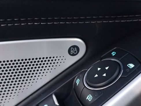 Used 2023 Ford Explorer Limited w/ Limited Technology Package image 22