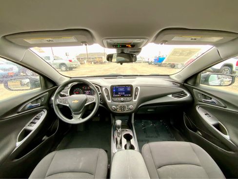 Used 2024 Chevrolet Malibu LT image 30