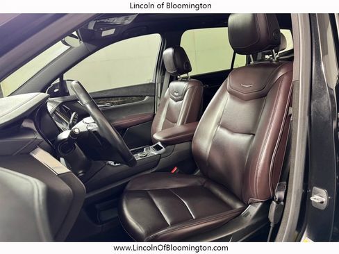 Used 2021 Cadillac XT6 Premium Luxury AWD/4WD image 16