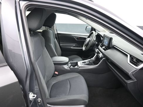 Used 2020 Toyota RAV4 LE w/ All Weather Liner Package AWD/4WD image 24