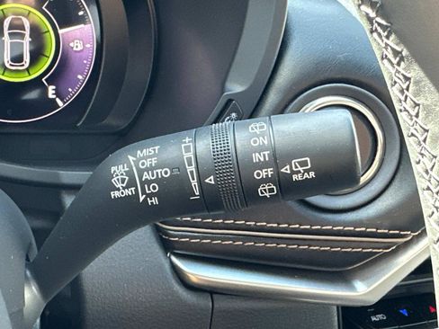 Certified 2025 MAZDA CX-70 Plug-In Hybrid w/ Premium Plus image 28