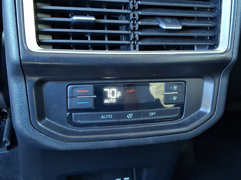 Used 2026 Volkswagen Atlas SE AWD/4WD image 12