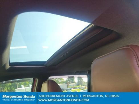 Used 2017 Toyota Tacoma Limited w/ Tow Package AWD/4WD image 12
