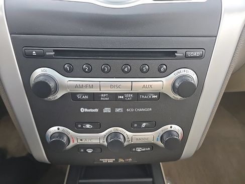 Used 2010 Nissan Murano SL w/ Leather Pkg AWD/4WD image 18
