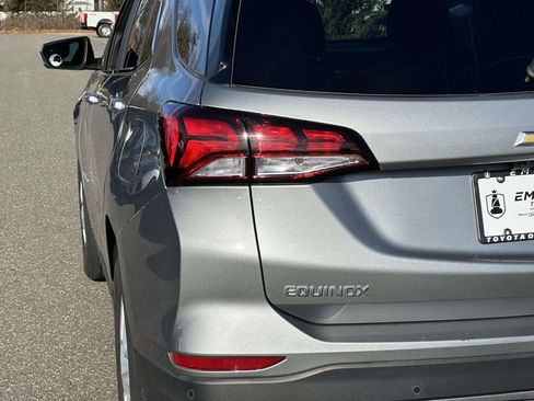 Used 2023 Chevrolet Equinox LT image 11