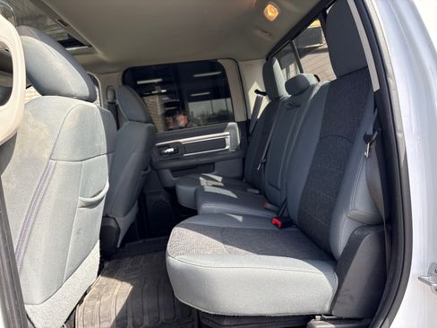 Used 2018 RAM 2500 Big Horn w/ Harvest Edition image 4