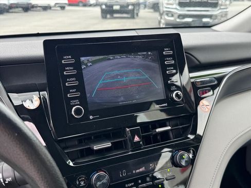 Used 2024 Toyota Camry LE FWD image 29