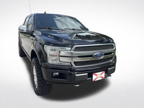 Used 2020 Ford F150 Platinum w/ Equipment Group 701A Luxury AWD/4WD image 3