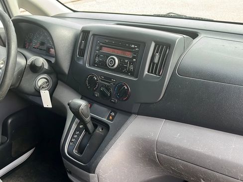 Used 2015 Chevrolet City Express LS w/ Appearance Package image 17