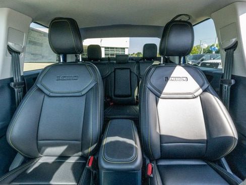 New 2025 Ford Maverick Lobo AWD/4WD image 39
