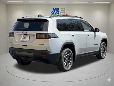 New 2026 Jeep Cherokee Laredo image 6