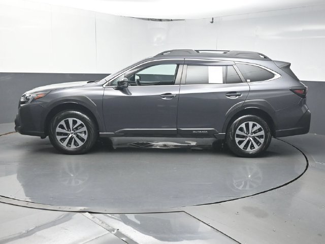 Used 2024 Subaru Outback Premium AWD/4WD image 5