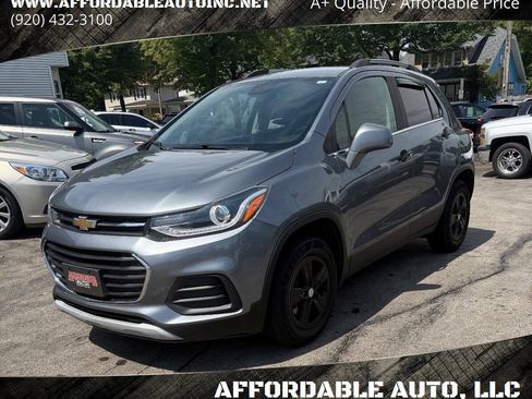 Used 2019 Chevrolet Trax LT w/ LT Convenience Package AWD/4WD image 1