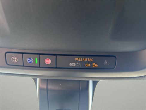 Used 2021 Chevrolet Suburban LS image 45