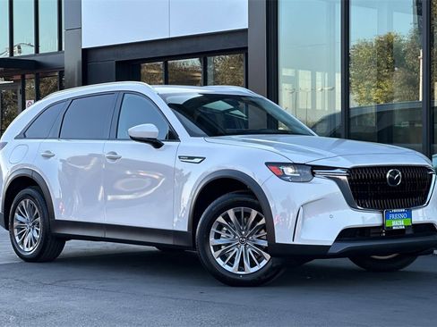 New 2025 MAZDA CX-90 Plug-In Hybrid w/ Preferred image 3