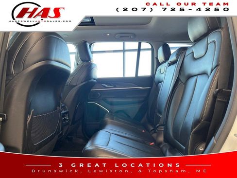 Used 2023 Jeep Grand Cherokee 4WD 4xe image 10