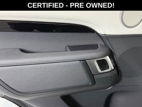 Certified 2025 Land Rover Discovery S AWD/4WD image 18
