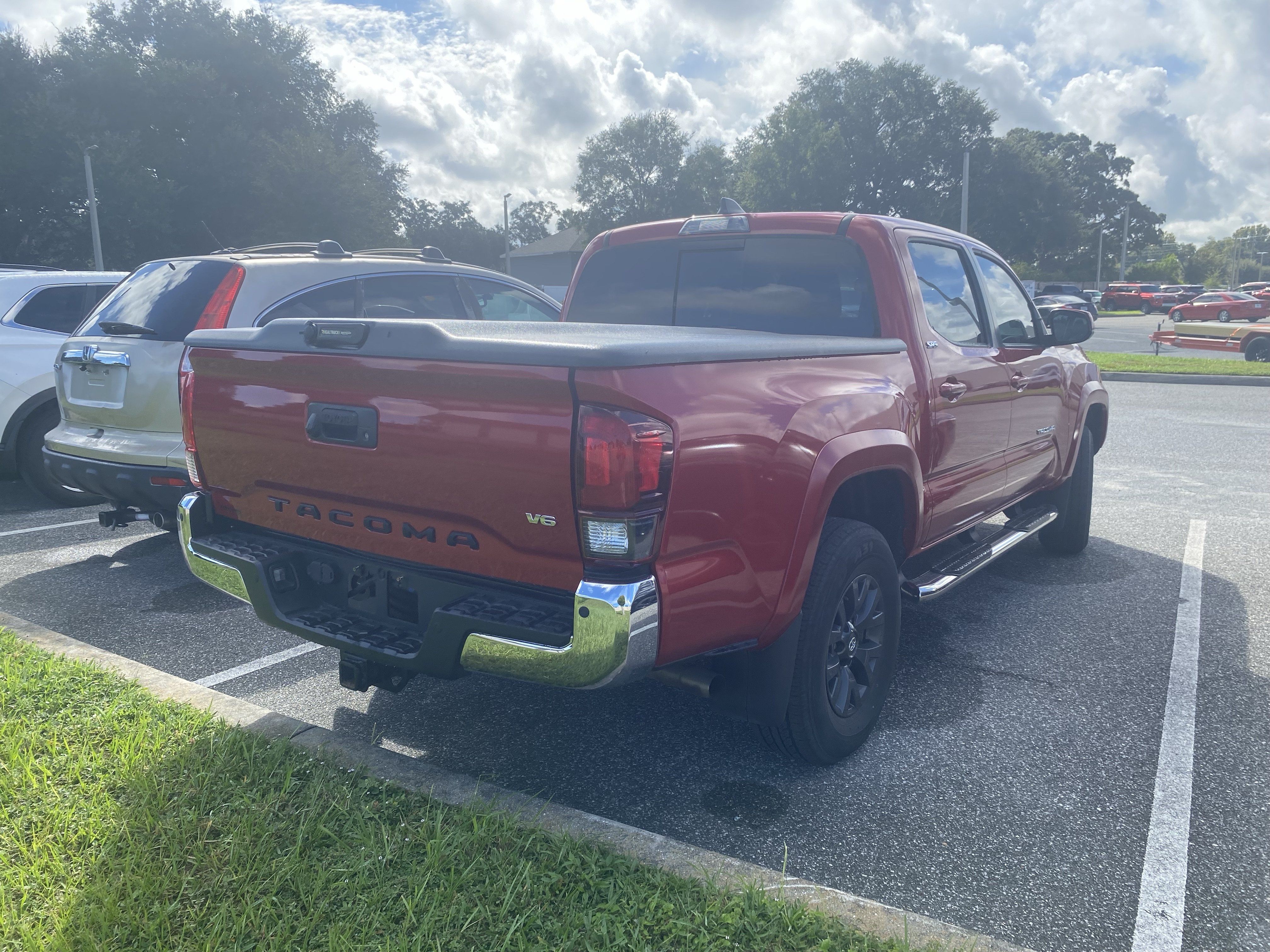Used 2023 Toyota Tacoma SR5 RWD image 18