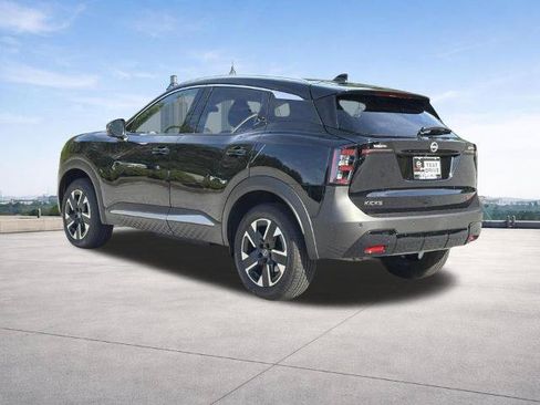 Certified 2025 Nissan Kicks SR FWD image 22