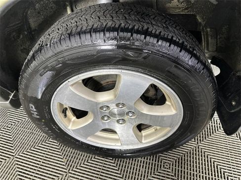 Used 2004 Subaru Forester 2.5XS image 5