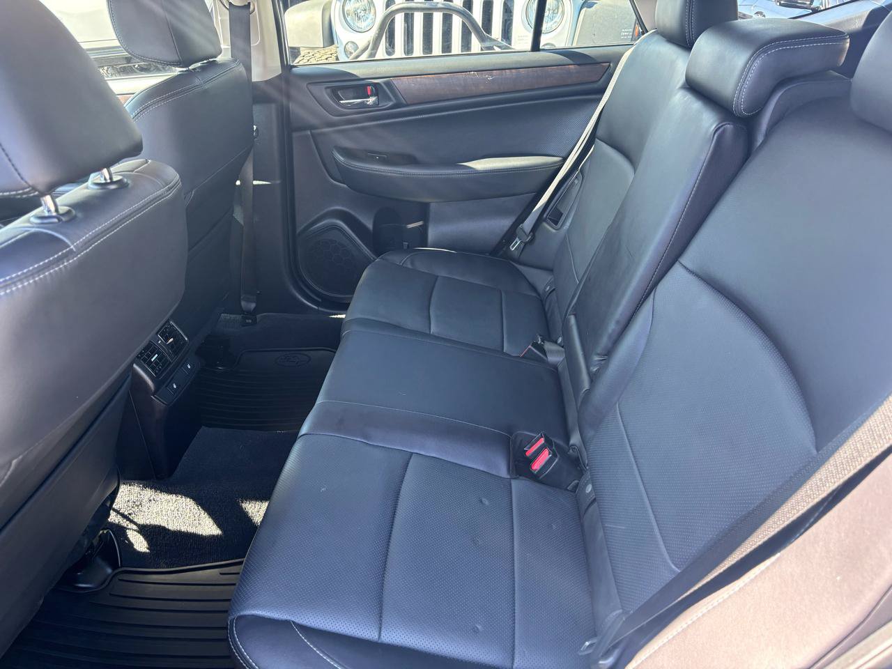 Used 2017 Subaru Outback 2.5i Limited AWD/4WD image 9