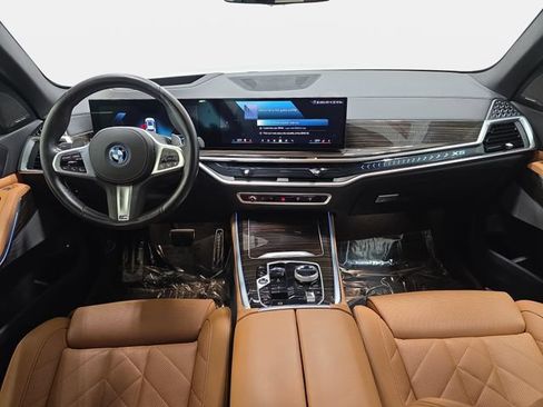 Used 2024 BMW X5 xDrive50e w/ Executive Package AWD/4WD image 9